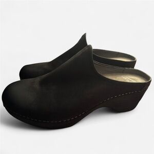Dansko Melody Mules, Black Slip-on Clog, Women’s EU39/US8.5